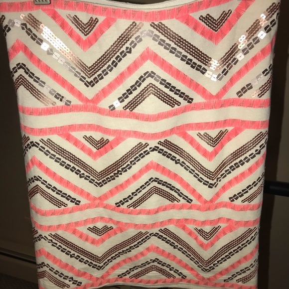 Express Aztec skirt with flirty sequins - Picture 2 of 4